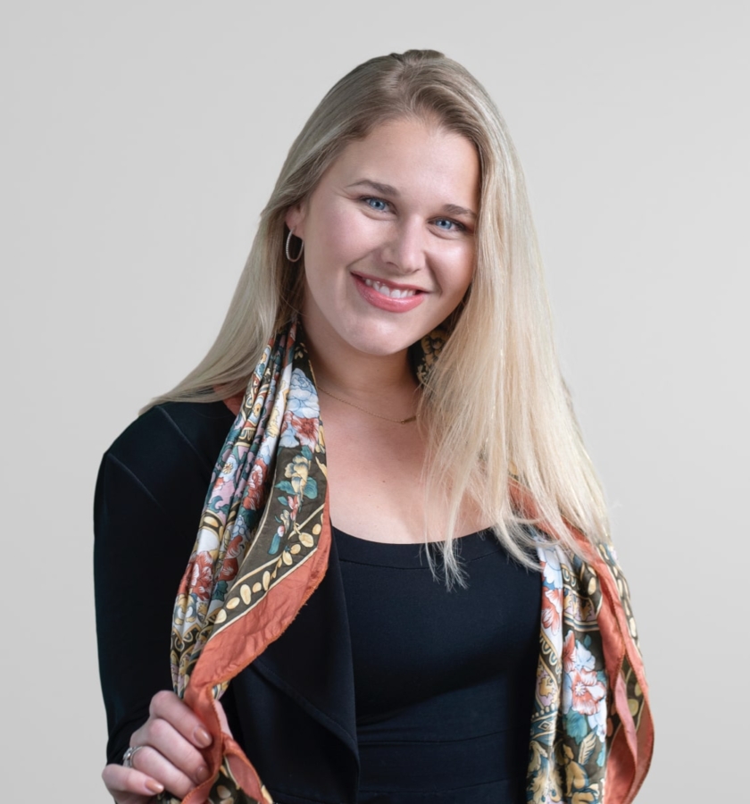 Photo of Christine Deakers